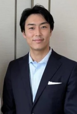 旦那の顔はイケメンで経済誌にも登場