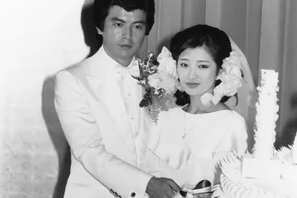 山口百恵さんの死因?元気です。